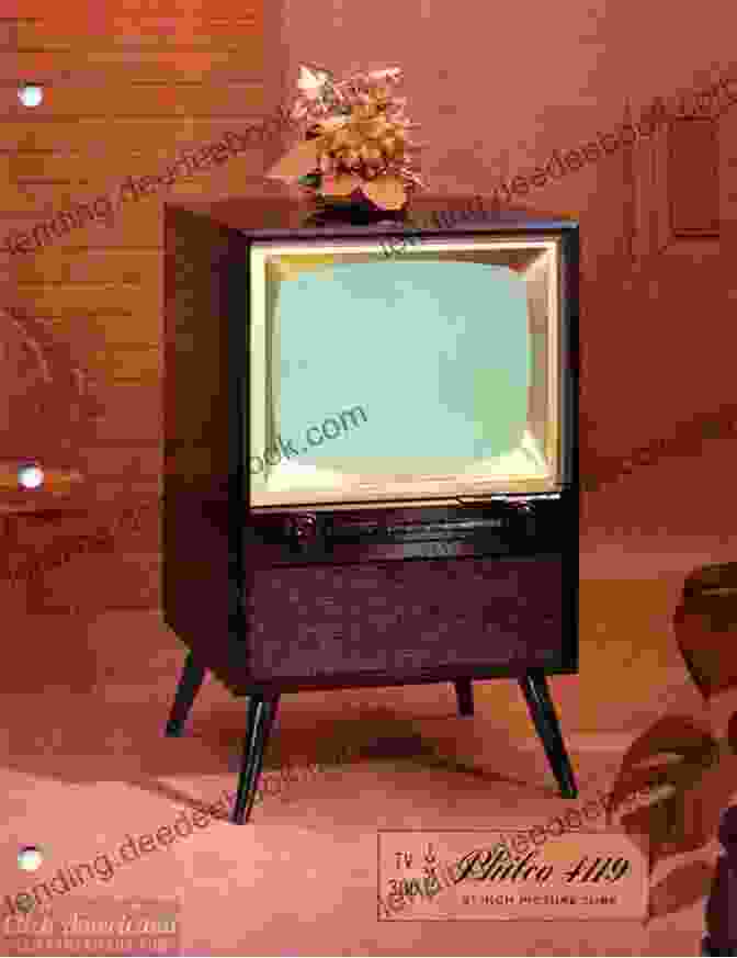 A Vintage Television Set From The 1950s With A Black And White Screen A History Of Communication Technology